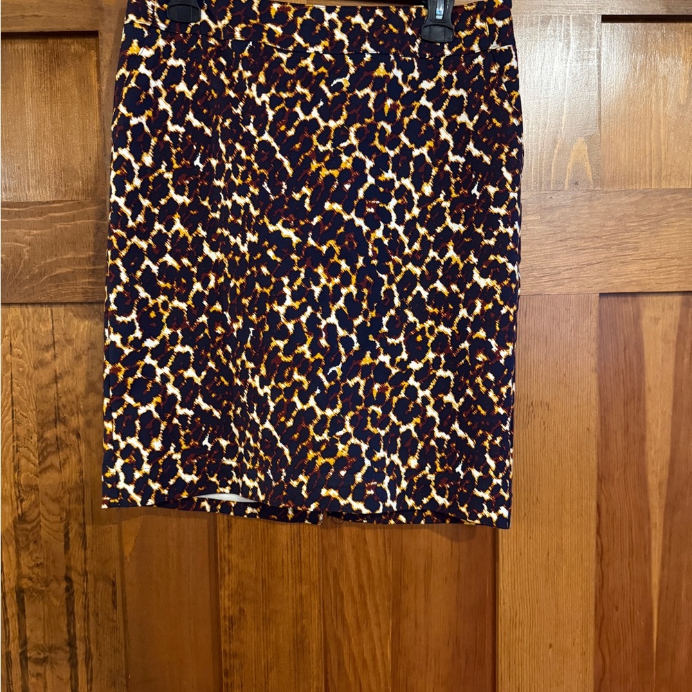 Merona Animal Print Pencil skirt, size 8
